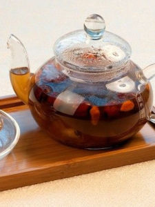 紅棗桂圓茶 - 是冬令溫補(bǔ)食品