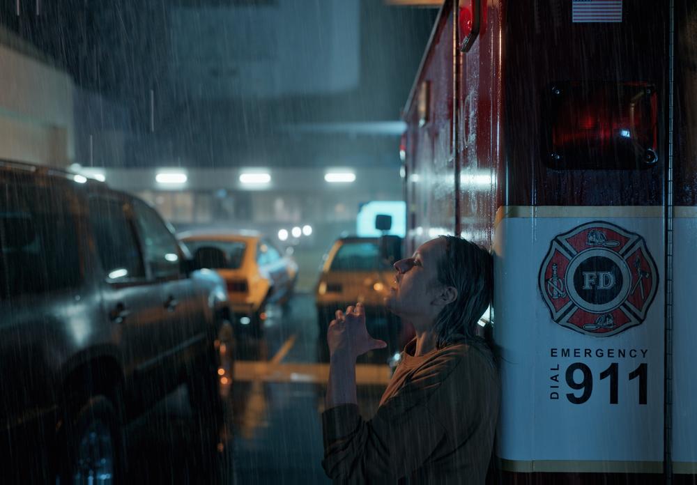 隱形人 - 美國2020年雷·沃納爾執(zhí)導(dǎo)的電影
