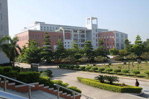 華南師范大學(xué)增城學(xué)院 - 最早開辦本科教育的民辦高校