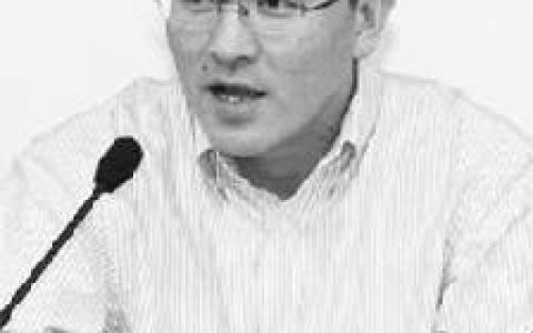 許鐘民 - 原陽光文化媒體集團(tuán)執(zhí)行董事