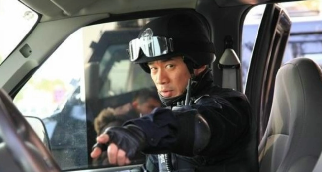 特警英雄 - 2010年武洪武執(zhí)導的電影