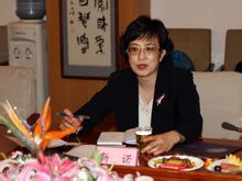 靳諾 - 中國人民大學(xué)原黨委書記