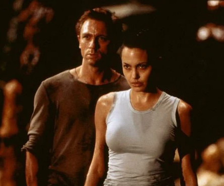 古墓麗影 - 美國2001年西蒙·韋斯特執(zhí)導(dǎo)電影