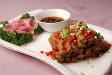 毛豆腐 - 一種小吃