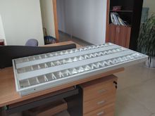 格柵燈 - 照明工具