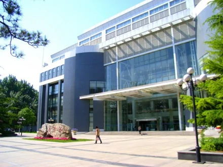 北京航空航天大學(xué) - 工業(yè)和信息化部直屬全國(guó)重點(diǎn)大學(xué)