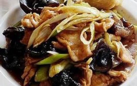 木耳炒肉 - 中國炒菜