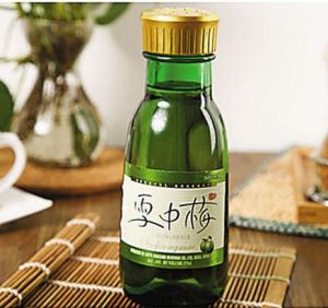 梅子酒 - 梅子于蒸餾酒浸泡入味的浸泡酒