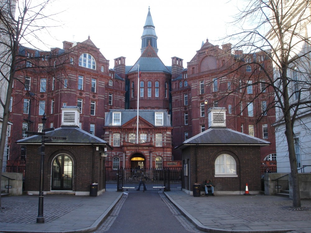 倫敦大學(xué)學(xué)院 - 英國倫敦綜合研究型大學(xué)